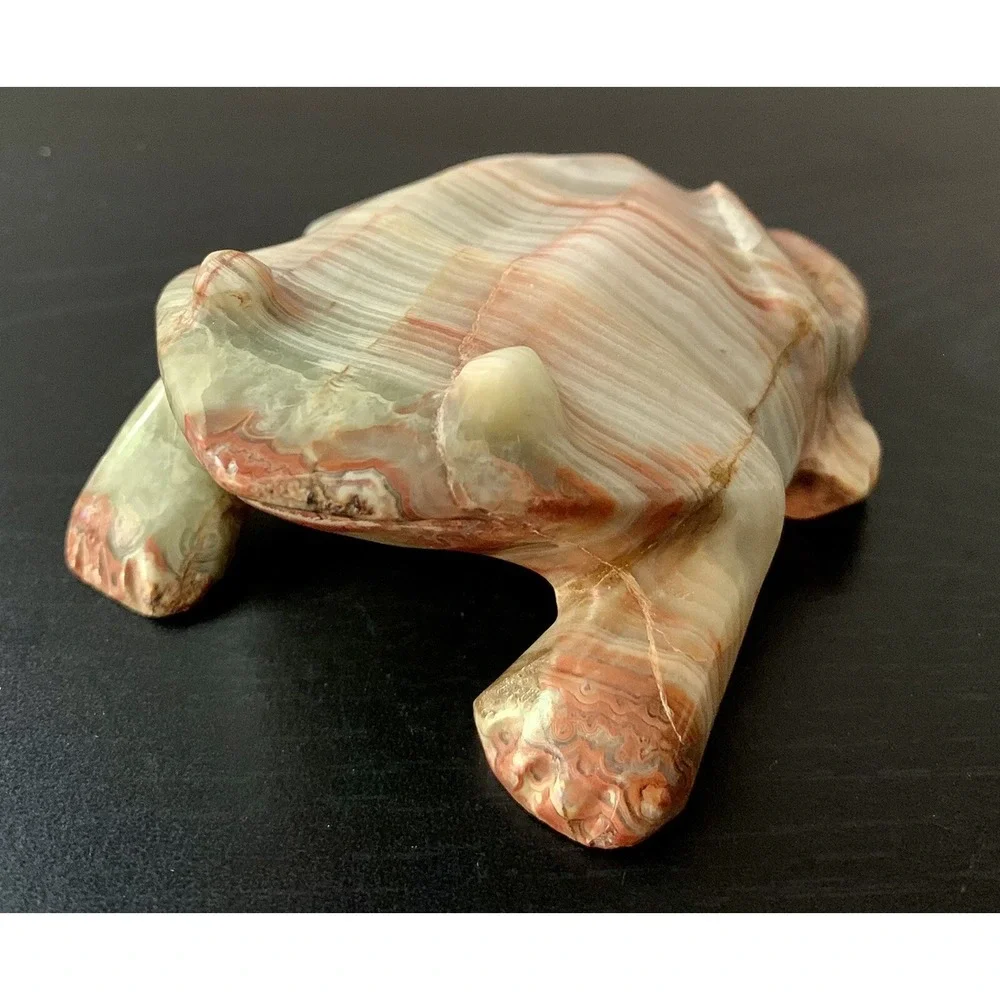 Vintage Chinese Handmade Natural Agate Frog Figurine Hand Craved Decorative
